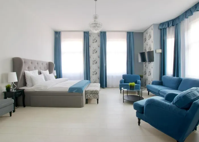 Premium Apartments By Hi5 - Astoria Square