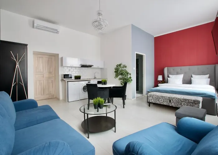 Premium Apartments By Hi5 - Astoria Square
