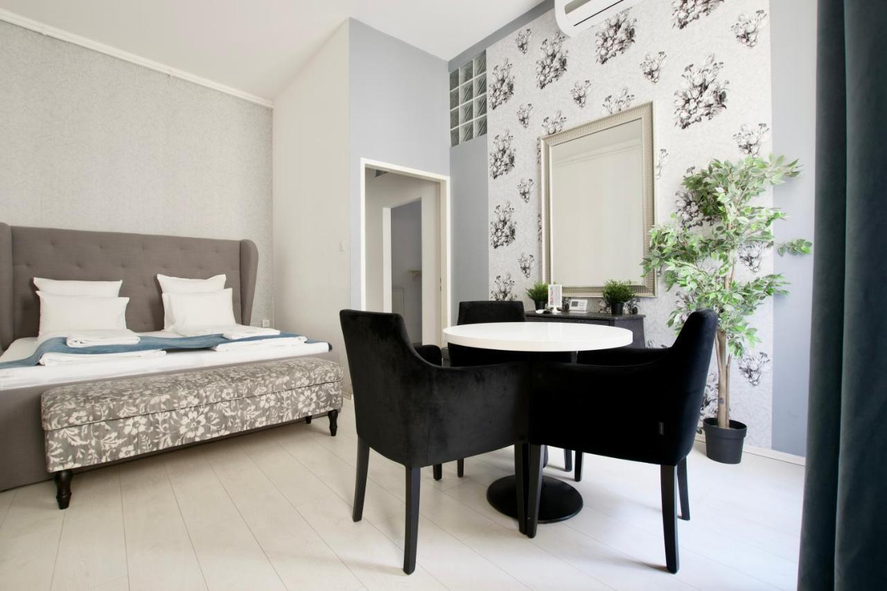 Premium By Hi5 - Astoria Square Апартаменти Будапешт