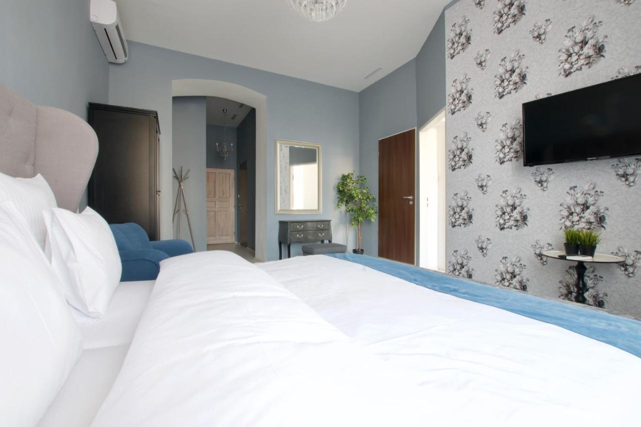 Premium By Hi5 - Astoria Square Апартаменти *