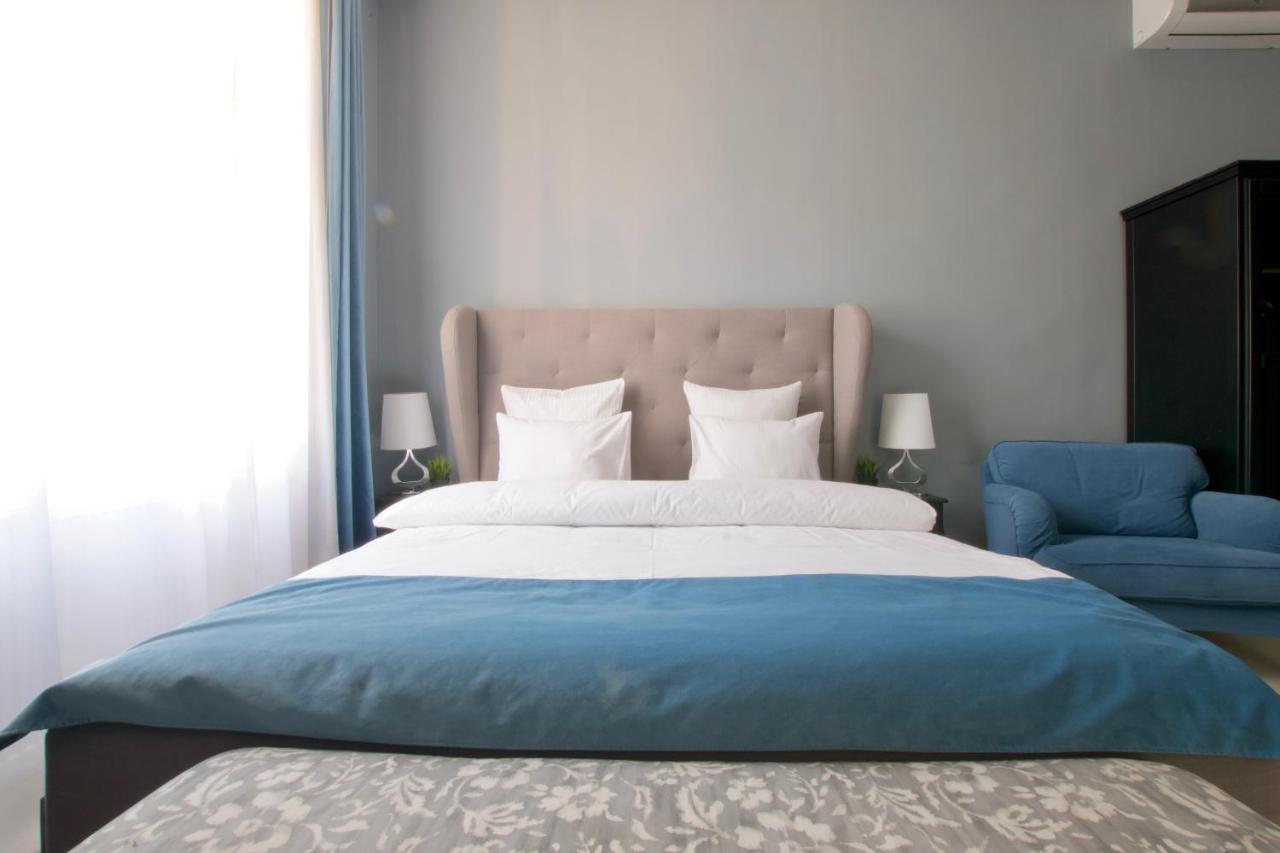 Premium By Hi5 - Astoria Square *